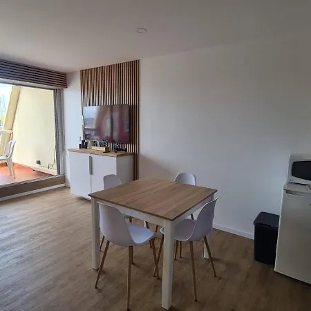 Super Vue Port Camargue- Du Roi *