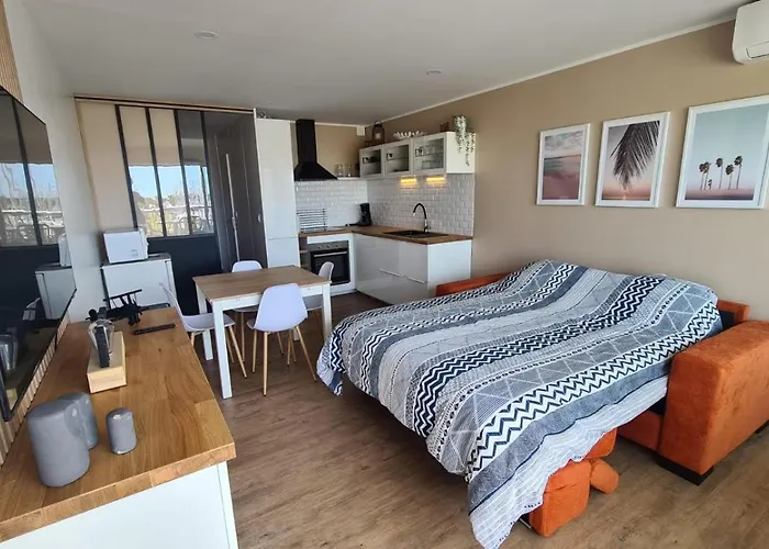 Apartment Super Vue Port Camargue- Du Roi *
