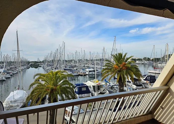 Super Vue Port Camargue- Du Roi Apartment *